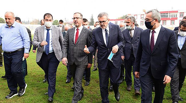 Bakan Kasapoğlu’ndan Kahramanmaraş’a stadyum müjdesi