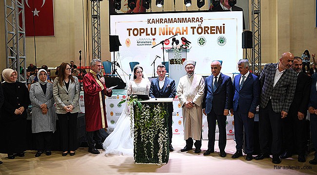 Kahramanmaraşlı 100 Çift, Toplu Düğünle Dünya Evine Girdi