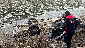 Kahramanmaraş’ta Otomobil Su Birikintisine Düştü: 78 Yaşındaki Sürücü Hayatını Kaybetti