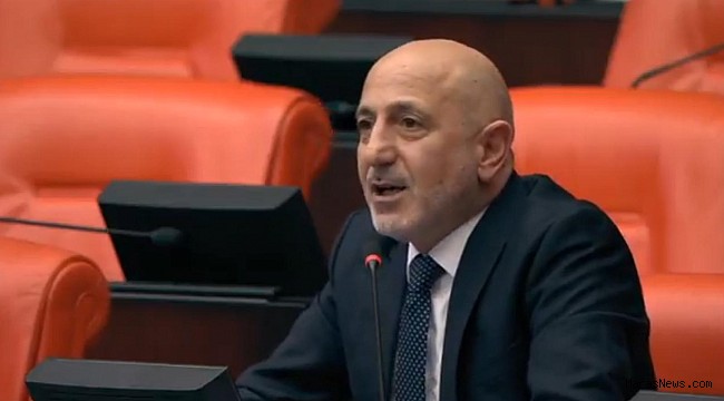 CHP’li Öztunç: “Depremin üzerinden 3 yıl geçti, Narlı’da tek bir TOKİ konutu yapılmadı”