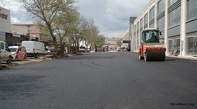 Büyükşehir, Toptancılar Sitesinde Asfalt Çalışmasını Sürdürüyor